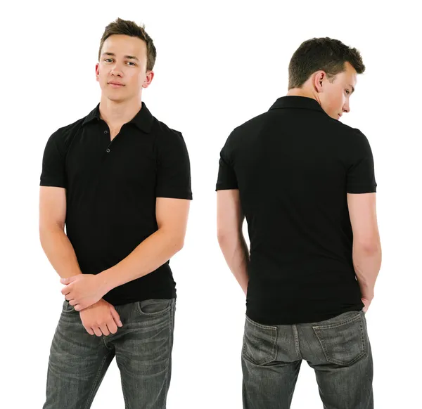 Jonge man met lege zwarte polo shirt — Stockfoto