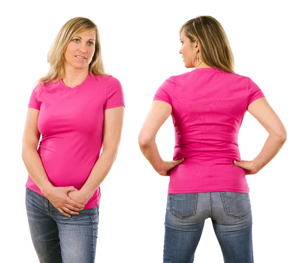 Mujer de 40 años con camisa rosa en blanco — Foto de Stock