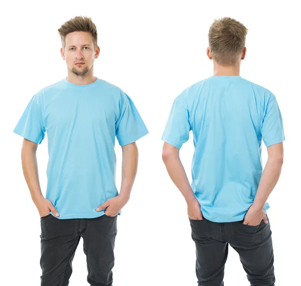 Man posing with blank light blue shirt — Stock fotografie