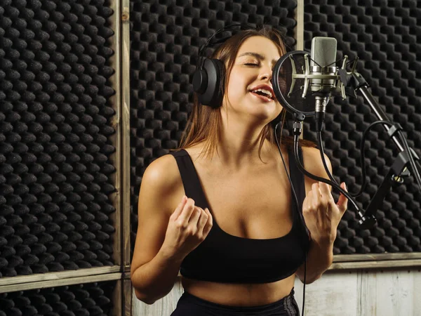 Beautiful Woman Singing Large Diaphragm Microphone Professional Recording Studio — Stock Photo, Image