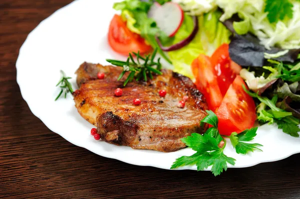 Salata ve et — Stok fotoğraf