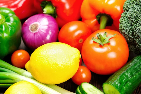 Diferentes verduras crudas —  Fotos de Stock