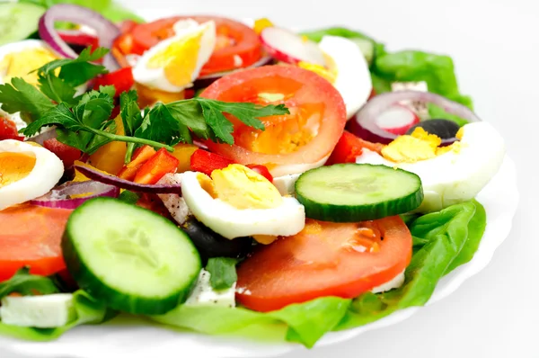 Assiette avec salade — Photo