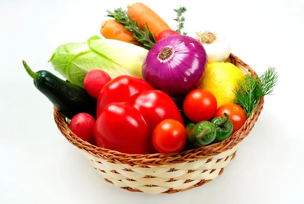 Diferentes verduras crudas — Foto de Stock