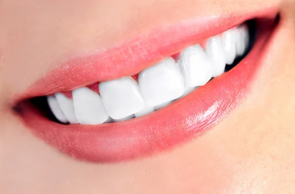 Mujer sonriendo — Foto de Stock