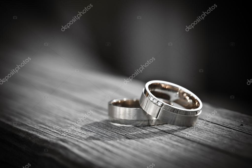 vegetariano Viaje Instalaciones Anillos de boda fotos de stock, imágenes de Anillos de boda sin royalties | Depositphotos vegetariano Viaje Instalaciones Anillos de boda fotos de stock, imágenes de Anillos de boda sin royalties | Depositphotos