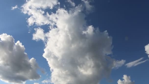 Lopende wolken achtergrond, time-lapse — Stockvideo