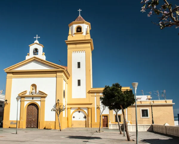 黄教堂a kyrka — Stockfoto