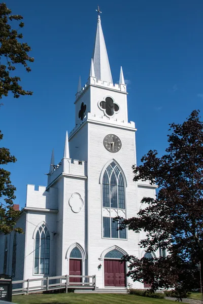 Iglesia blanca —  Fotos de Stock