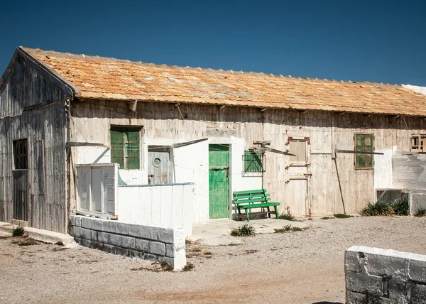 Abandonar edifício de pedra — Fotografia de Stock