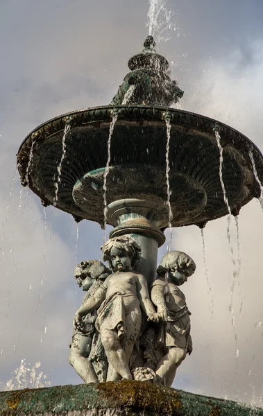 Fuente en lisbón — Foto de Stock