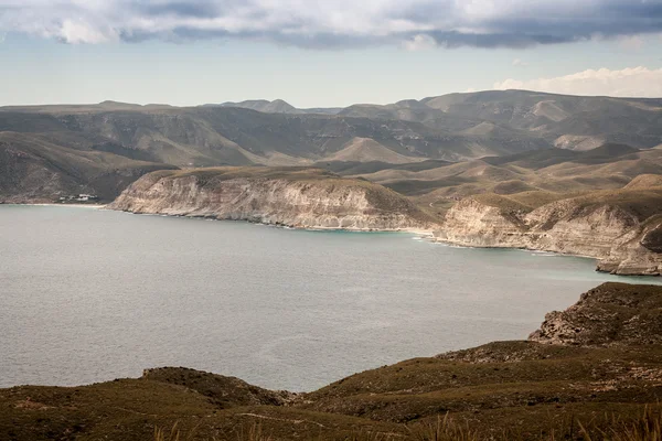 Skaliste wybrzeże almeria — Zdjęcie stockowe