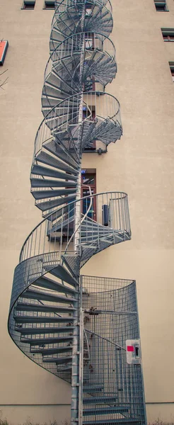 Escalera Caracol Alambre Exterior Edificio — Foto de Stock