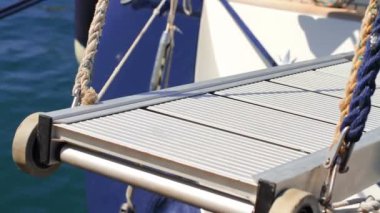 balıkçı tekneleri limanda