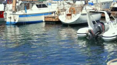 Yat ve tekne limana demirledi