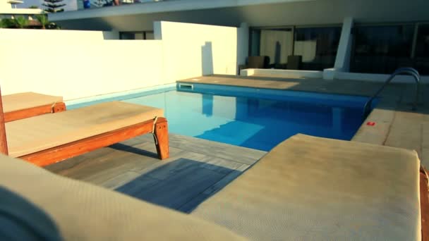 Piscina in hotel — Video Stock