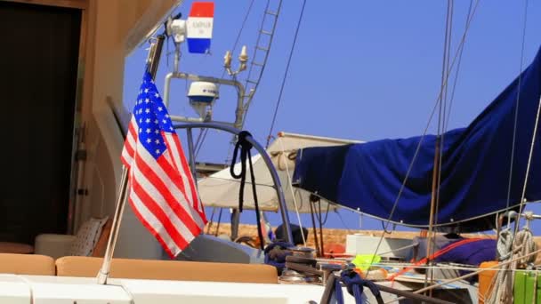 Bandera americana a bordo — Vídeos de Stock