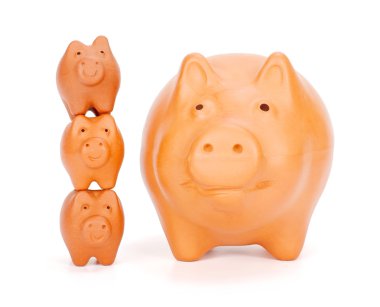 büyük bir küçük domuzcuk bankalar üst üste yakın: