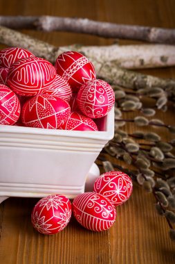 geleneksel Transilvanya el yumurta yazılı