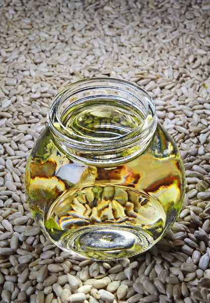 Oil from sunflower seeds — Stock Photo, Image