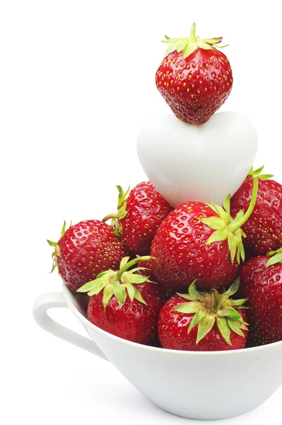 Frische Erdbeere und Herz Nahaufnahme — Stockfoto