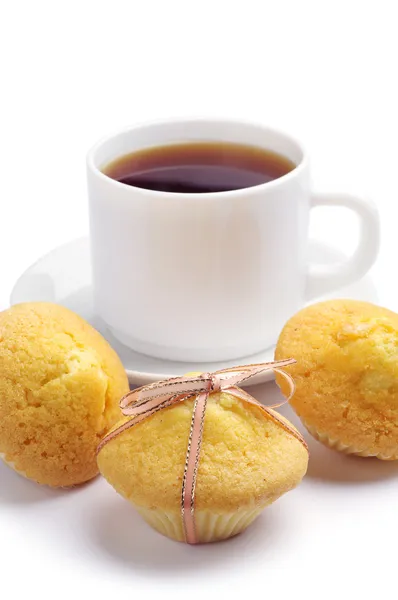 Cupcake och kopp te — Stockfoto