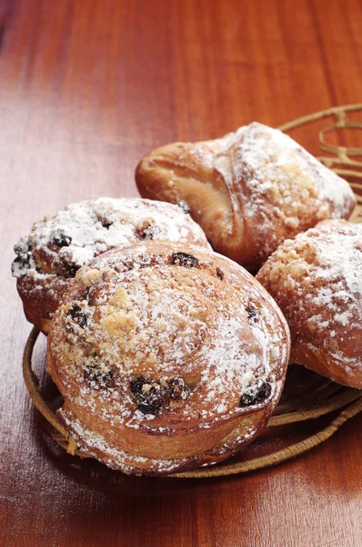 Buns with raisins and apples — Stock Photo, Image