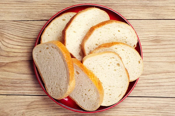 スライス白パンのプレート — ストック写真