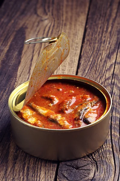 Sprat in tomato sauce — Stock Photo, Image