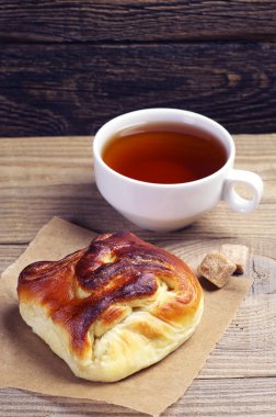tatlı çörek ve çay