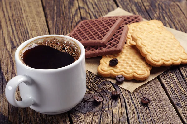 Kopje koffie en koekjes — Stockfoto