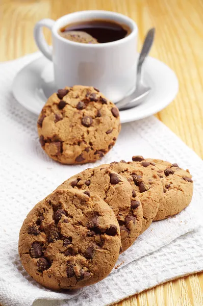 Chocolate cookies and coffee — Stock Photo, Image