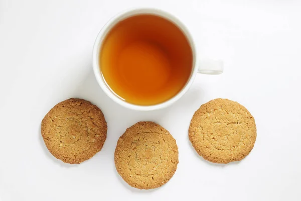 Biscuits Avoine Tasse Thé Sur Fond Blanc Vue Sur Dessus — Photo