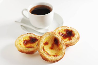 Geleneksel Portekiz kekleri 