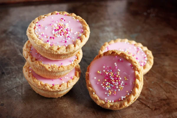 Estuches Pastelería Con Una Capa Salsa Chocolate Con Leche Glaseado —  Fotos de Stock