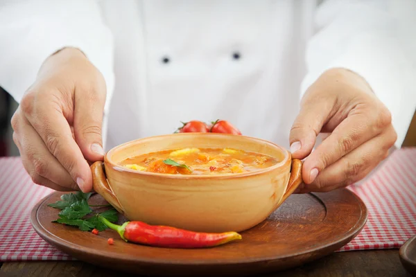 Chef with stew — Stock Photo, Image