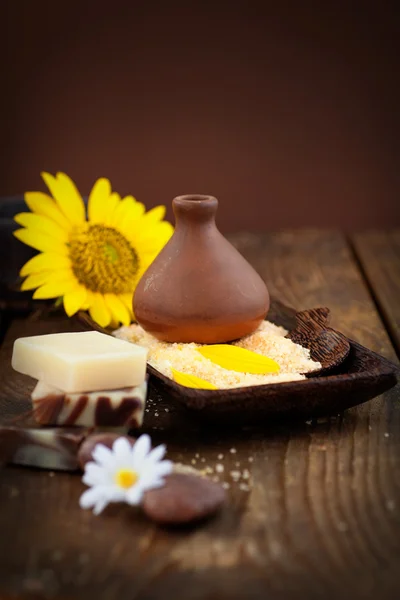 Wellness-Thema mit Sonnenblume — Stockfoto