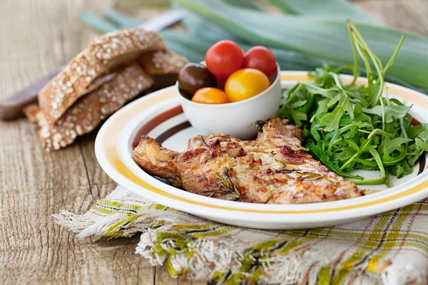 Grilled chicken — Stock Photo, Image