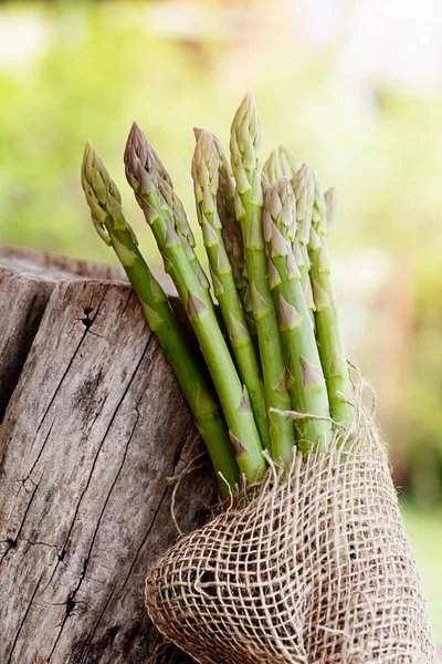 Asparagi freschi — Foto Stock