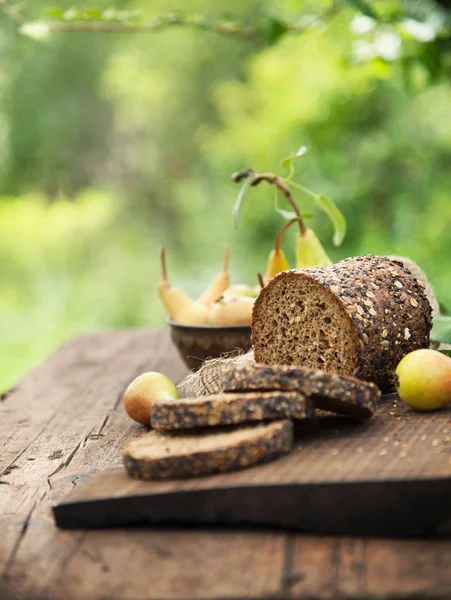 Frisches Brot — Stockfoto