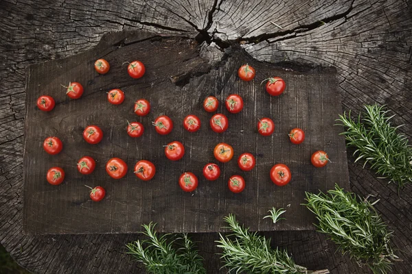 Fresh tomatoes — Stock Photo, Image