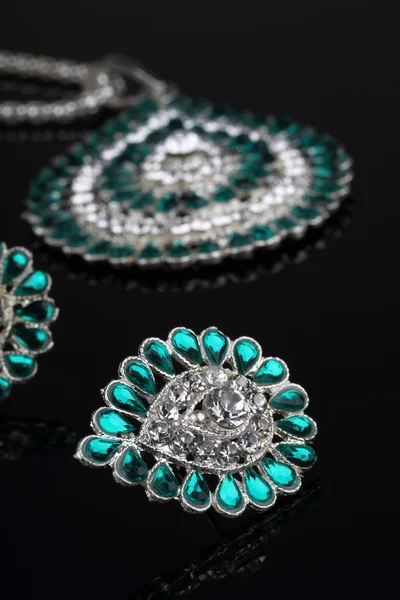 Intricate Diamond Earrings Closeup — Stock Photo, Image