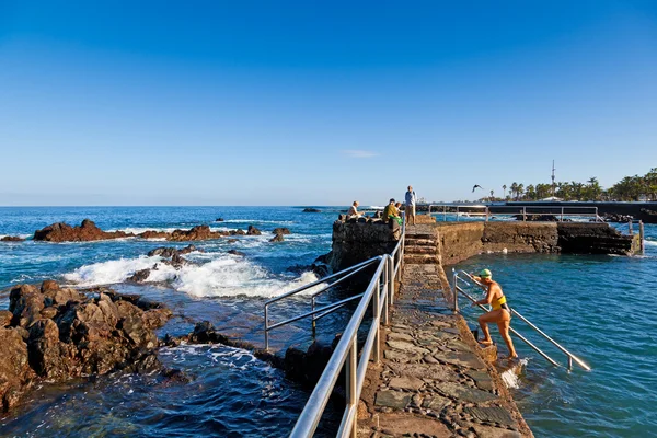 Naturliga pooler i puerto de la cruz, Teneriffa — Stockfoto