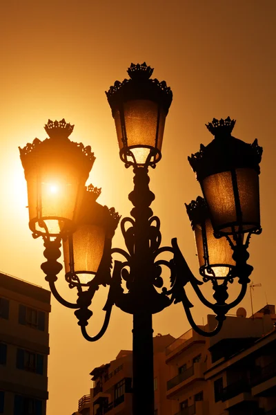 Vintage Streetlamp at Sunset — Stock Photo, Image