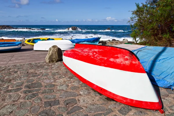 Botes de remos en la costa de Taganana — Foto de Stock