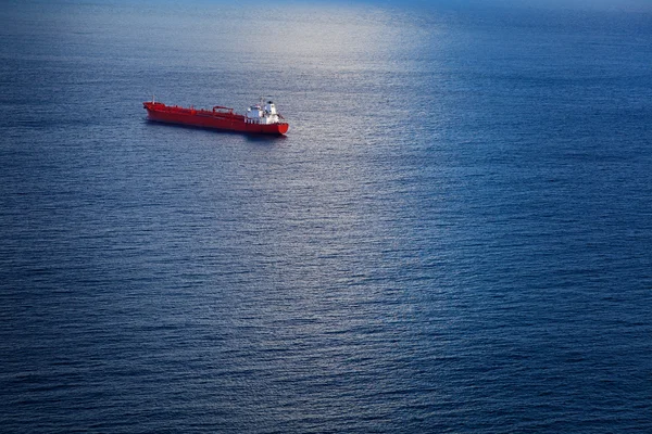 在大西洋的化学品液货船 — 图库照片