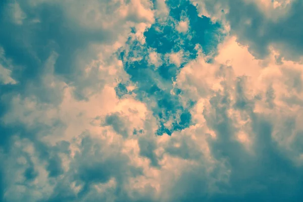Vintage bulutlar arka plan — Stok fotoğraf