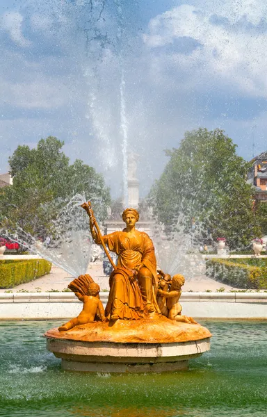 Fuente de Ceres en el Jardín Parterre en Aranjuez — Foto de Stock