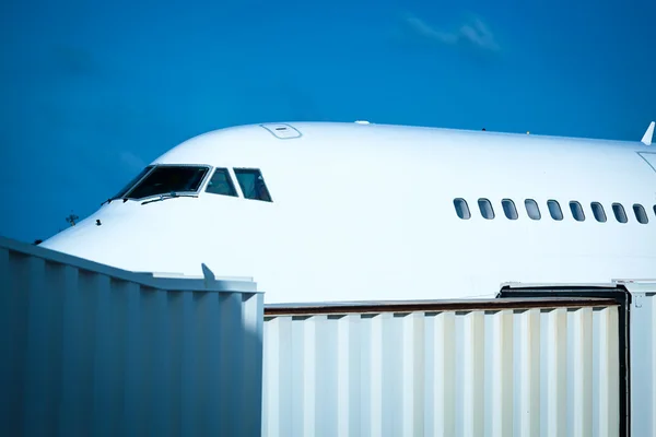 Detalhe de um avião moderno — Fotografia de Stock