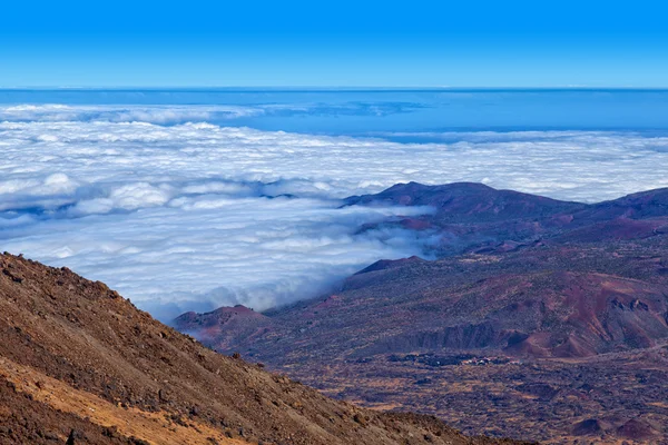 Море облаков с пика Тейде, Тенерифе — стоковое фото